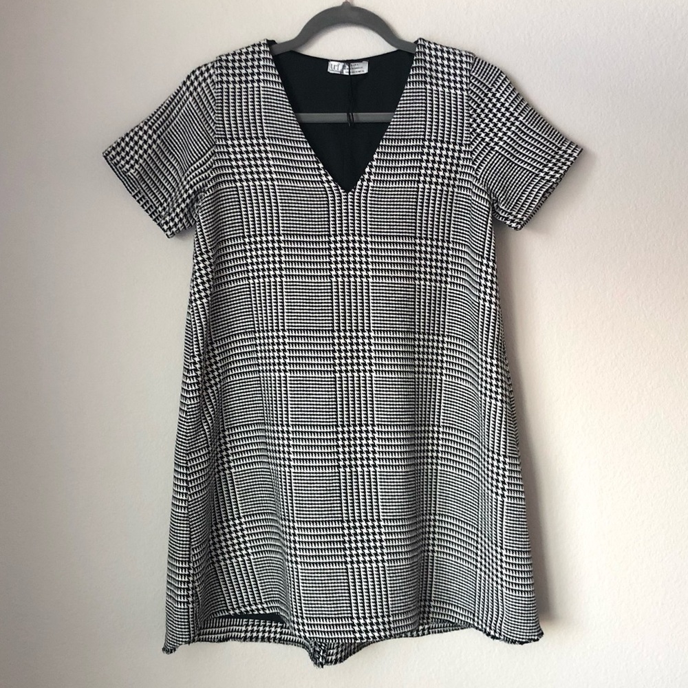 CLOSEOUT \Zara TRF\• Houndstooth Tunic Top - Picture 1 of 16